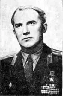 ОТ ХАРЬКОВА ДО ВЕНЫВ мартовский день 1944 года сразу же после освобождения - фото 91