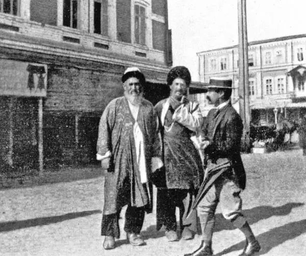 Персидские торговцы на нижегородской ярмарке В одиннадцать часов мы выехали на - фото 30