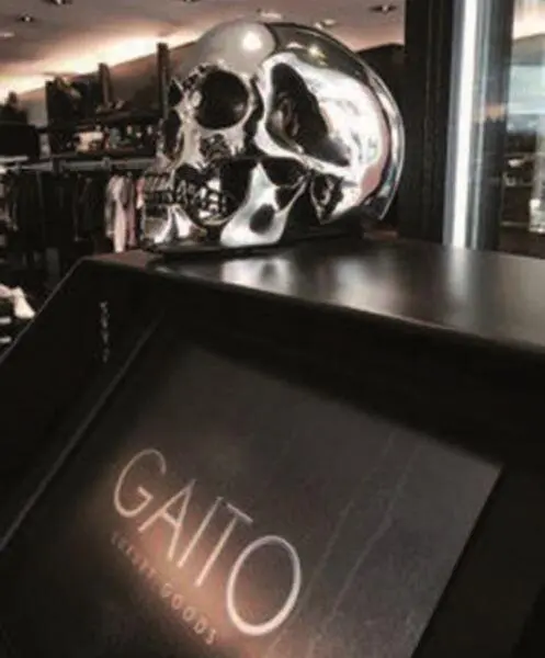 Магазин Gaito Luxury Goods Цюрих Друзьяколлеги Живая изгородь отделяла - фото 19