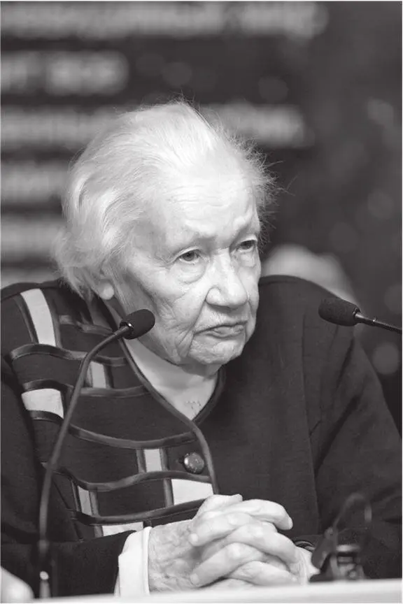 ЛВШапошникова Первый вицепрезидент Международного Центра Рерихов - фото 1