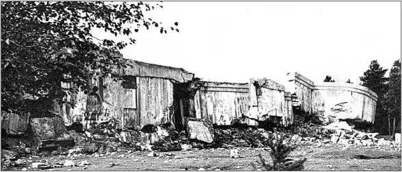 Взорванные сооружения форта Ино Однако вернемся в 1918 г Весной в - фото 159