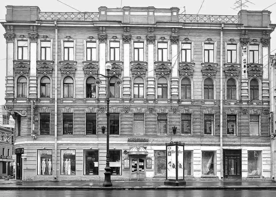 Дом 92 по Невскому проспекту Современное фото В 1783 году новый хозяин - фото 269