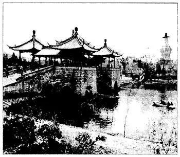 Мост с пятью беседками на озере Шоусиху в Янчжоу Всевластие евнуха при дворе - фото 8
