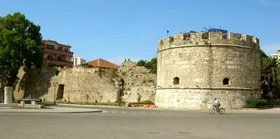 Венецианская крепость в Албании Спустя век Венеция позволила застичь себя - фото 16
