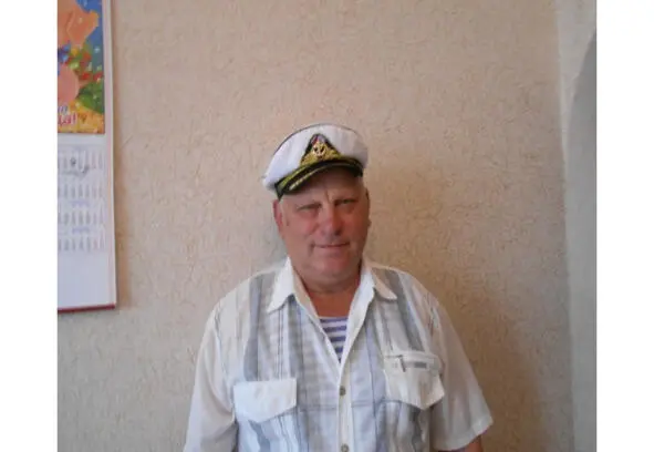 Владимир Николаевич Никонов Владимир ходил на РС5405 где капитаном был - фото 38