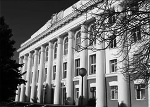 19 августа 1938 года в Краснодаре была открыта Военная школа пилотов В 1940 - фото 25