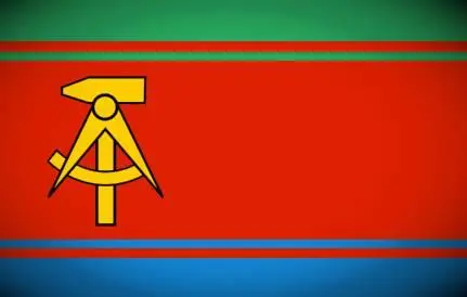 Флаг ОБД Занимался и рисованием агитационных плакатов выстраивающих взгляд - фото 3