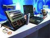 С топливными элементами на CeBIT дело обстояло скромно Toshiba в очередной раз - фото 25