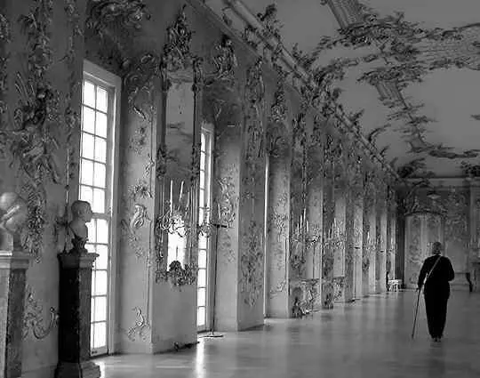Интерьер дворца Шарлоттенбург Жена правителя не оставляла без внимания - фото 12