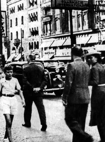 Курфюрстендамм в довоенном Берлине Изрядно раздражая власти жители - фото 50