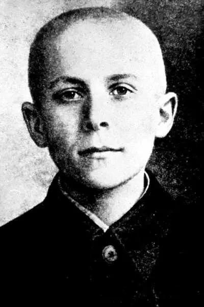 Марат Иванович Казей 19291944 советский пионергерой юный красный - фото 7