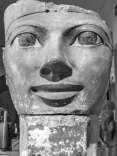 Голова статуи Хатшепсут XV в до н э Египетский музей Каир Египет Важнее - фото 7