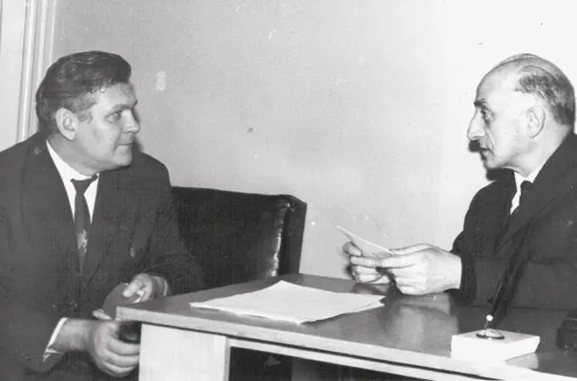 Б Ф Ломов и Б Г Ананьев Фото 1966 г Ананьев выступил с пленарным - фото 31