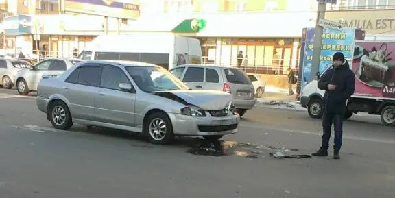Железнодорожный переезд пересечение дороги с железнодорожными путями на - фото 27