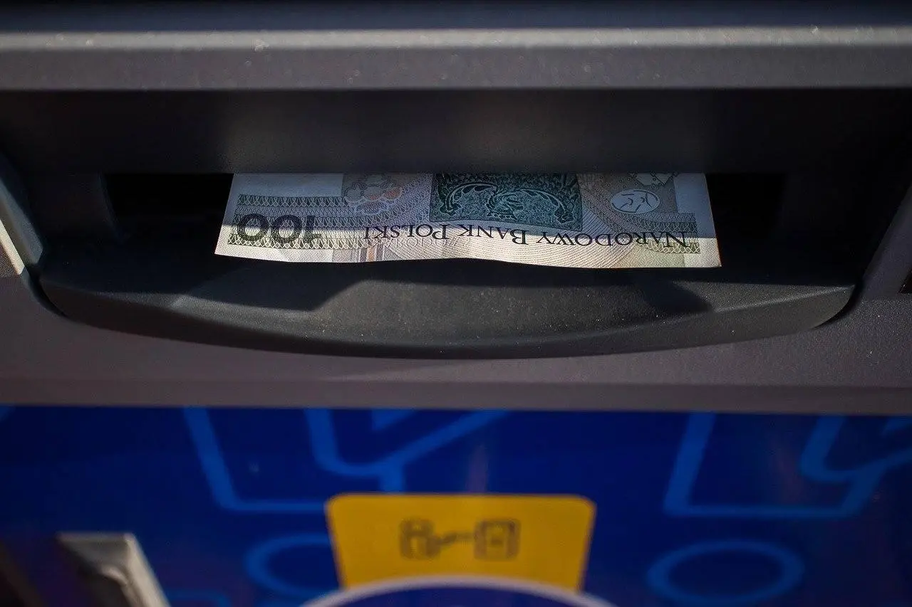 Figure 158 Five of Disks Storage or source of Finance ATM machine Money - фото 49