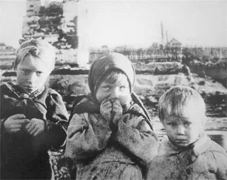 Этих ребят из Сестрорецка нам не забыть финны убили их родителей лишили их - фото 2