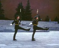 Почетный караул на Красной площади Вот как отозвался один из моих друзей на - фото 40