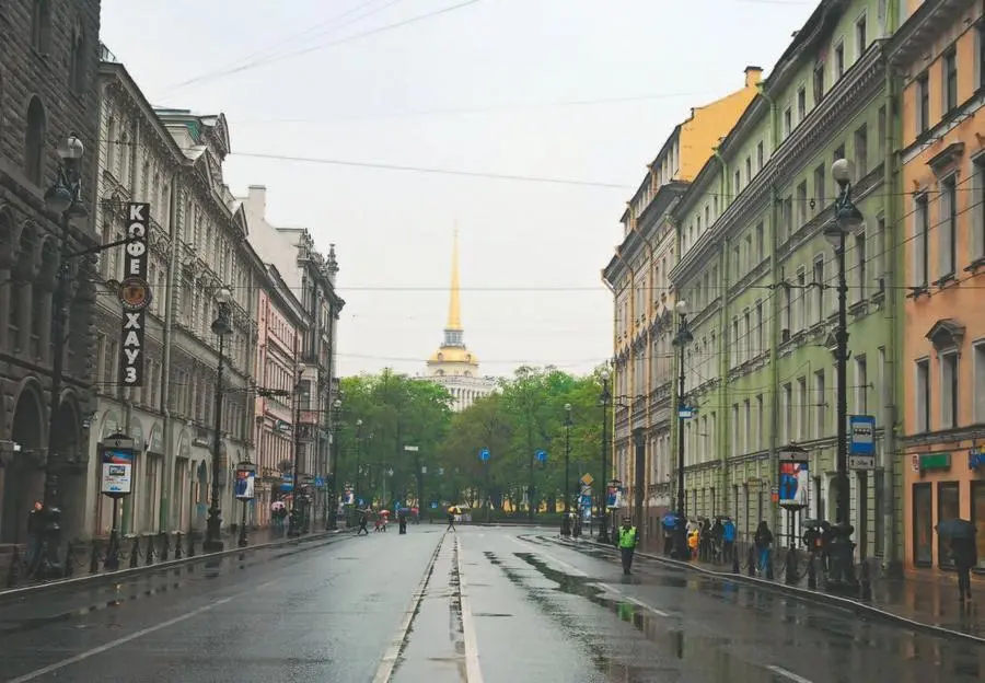 Невский проспект Вид на Адмиралтейство Город за один день Невский проспект - фото 2