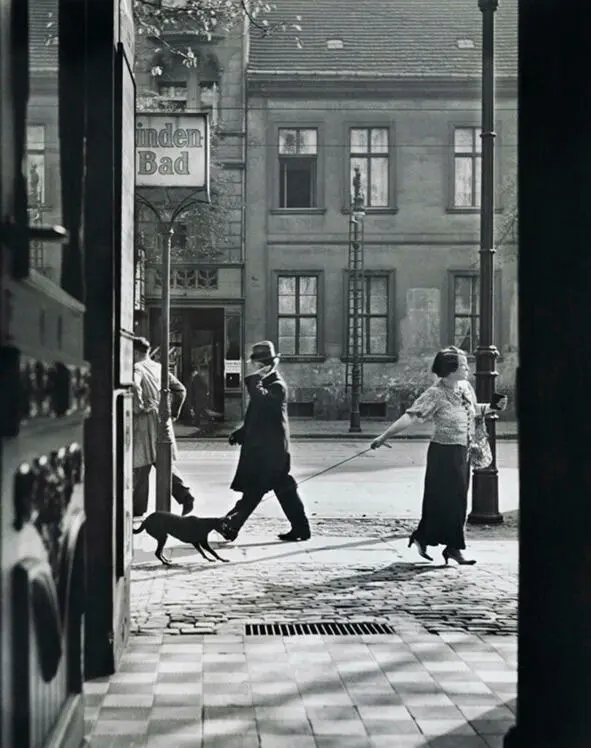Был обычный летний день 1932 года Стояла невыносимая жара а жена Отто Шубдца - фото 2