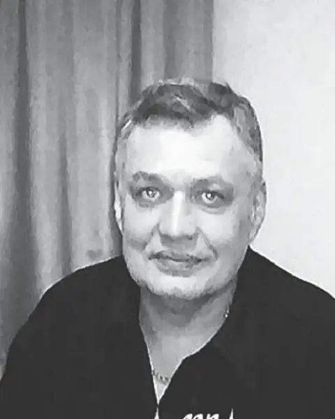 Андрей Витальевич Иванов литературный псевдоним АВИ родился в 1963 г в г - фото 14