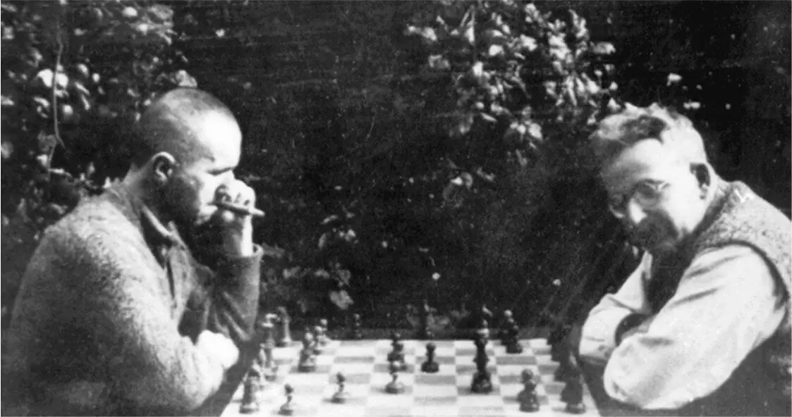 Беньямин и Брехт Сковсбостранд Лето 1934 В последний раз Беньямин побывал в - фото 22