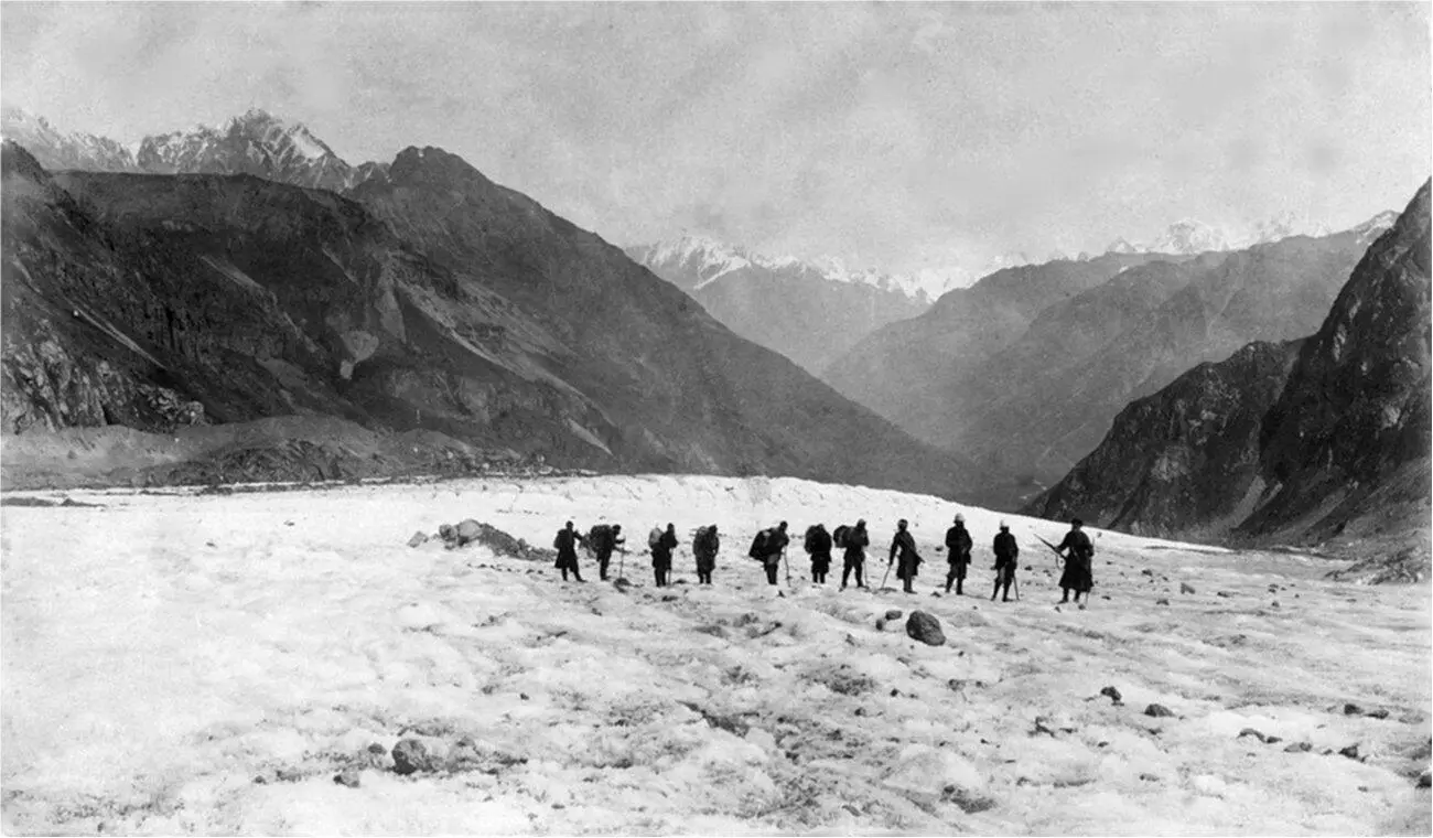 Экспедиция Морица фон Деши на Кавказ Ледник Азау Баксанская долина 1885 - фото 5