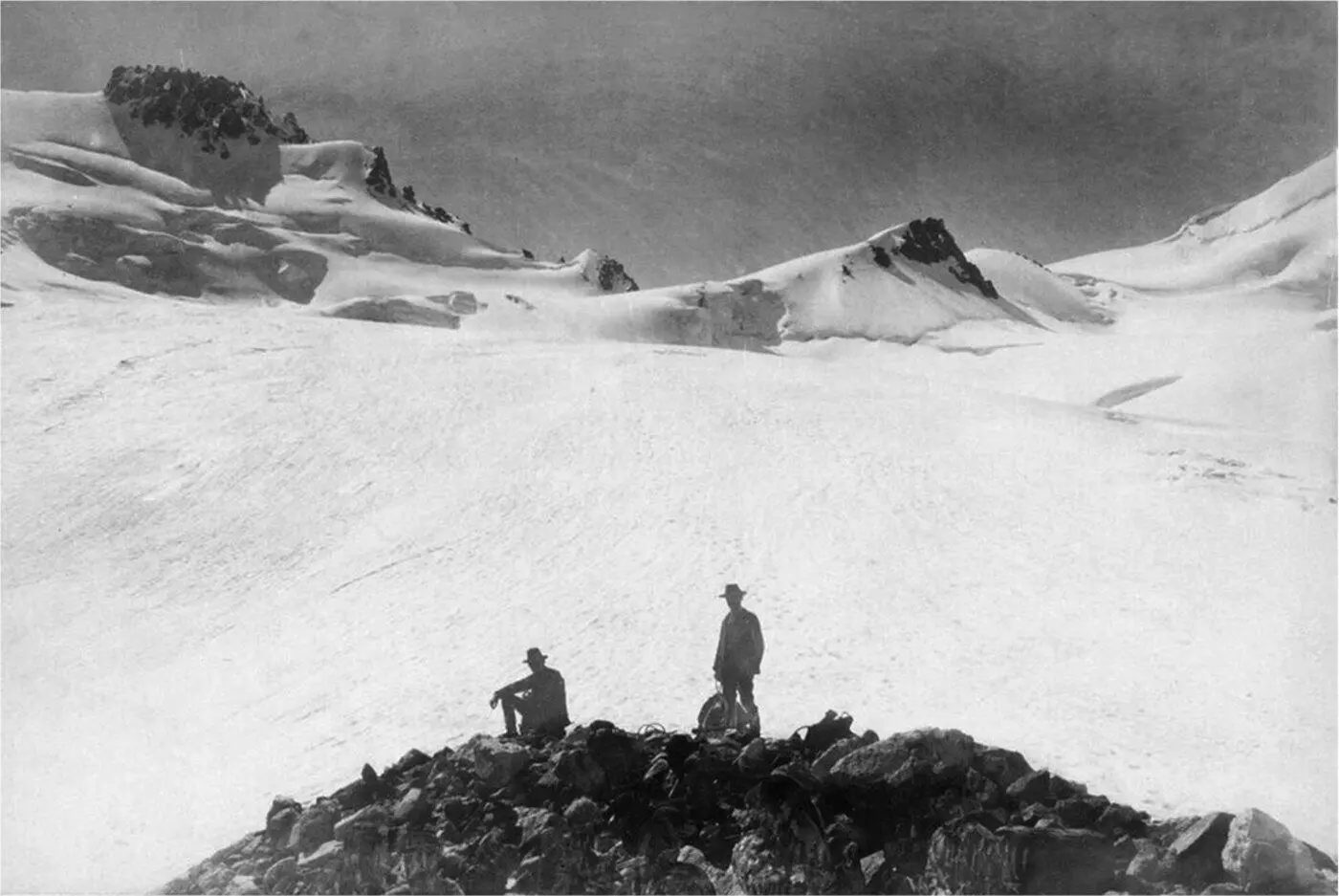 Экспедиция Морица фон Деши на Кавказ На леднике АдырСу 1887 Фото М фон - фото 18