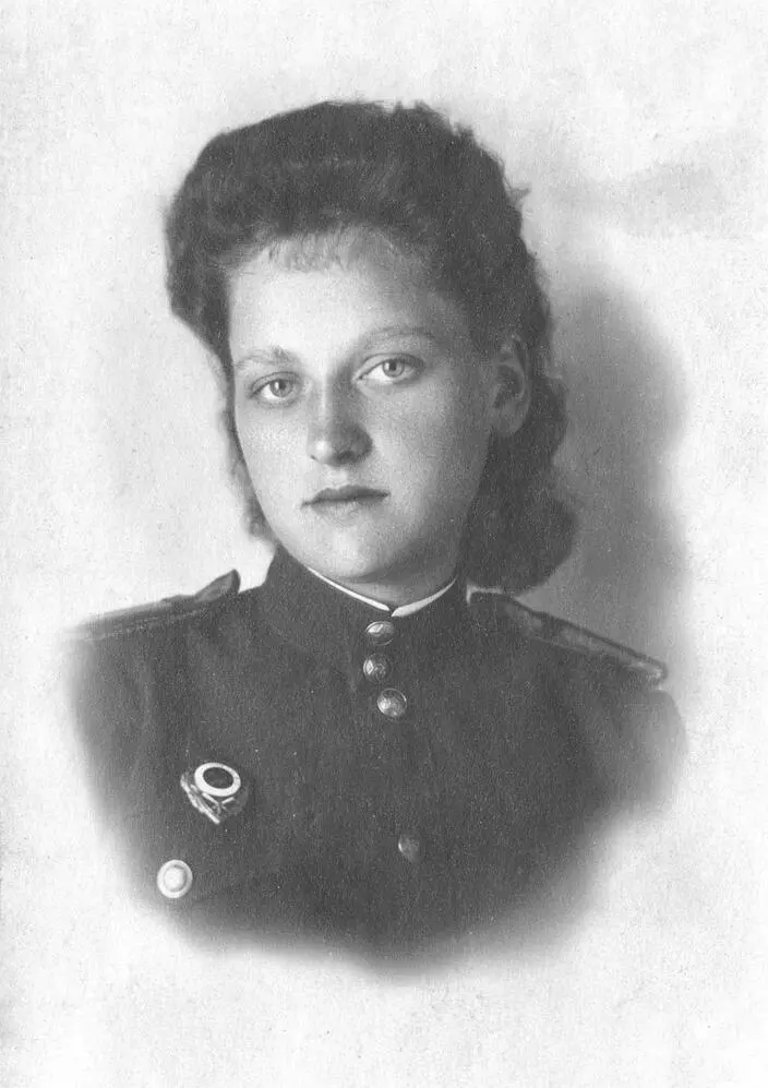Ольга Владимировна Богомолова в 1943 году На военной службе мама была с ноября - фото 12