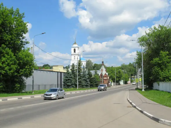 Большинство достопримечательностей расположено в Серпухове на стороне вокзала - фото 17