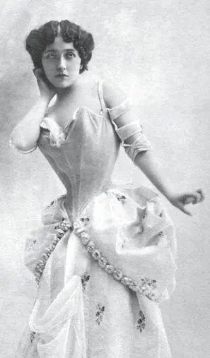 Лина Кавальери в сценическом костюме 1900е годы Когда стихли последние такты - фото 25