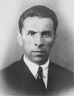 Таким нас встретил отец когда мы вернулись из эвакуации Москва 1943 Нас с - фото 2