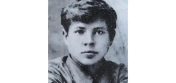 Кравцов Андрей Титович Родился 28 декабря 1926 г в ст Рязанской Прадед - фото 59