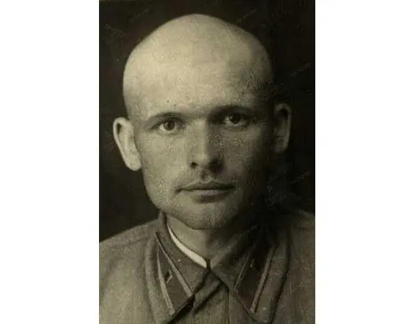 Маханов Николай Потапович Родился 8 марта 1913 г на х Ерыгин Отец Потап - фото 78