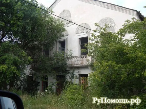 Старая средняя школа сейчас заброшена и находится в ужасном состоянии которую - фото 14