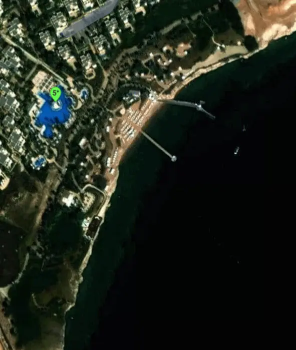 Море кораллы и разноцветные рыбки это то за чем в основном прилетают в - фото 38