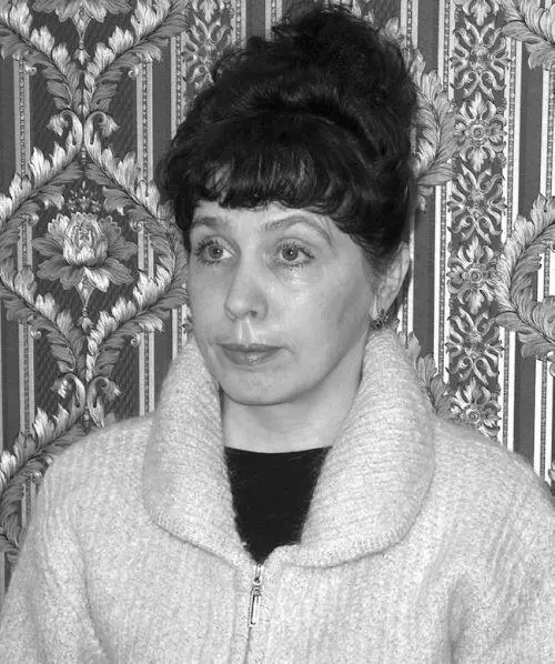 Инженеравиастроитель поэт философ Родилась на Севере в Мурманске на - фото 6