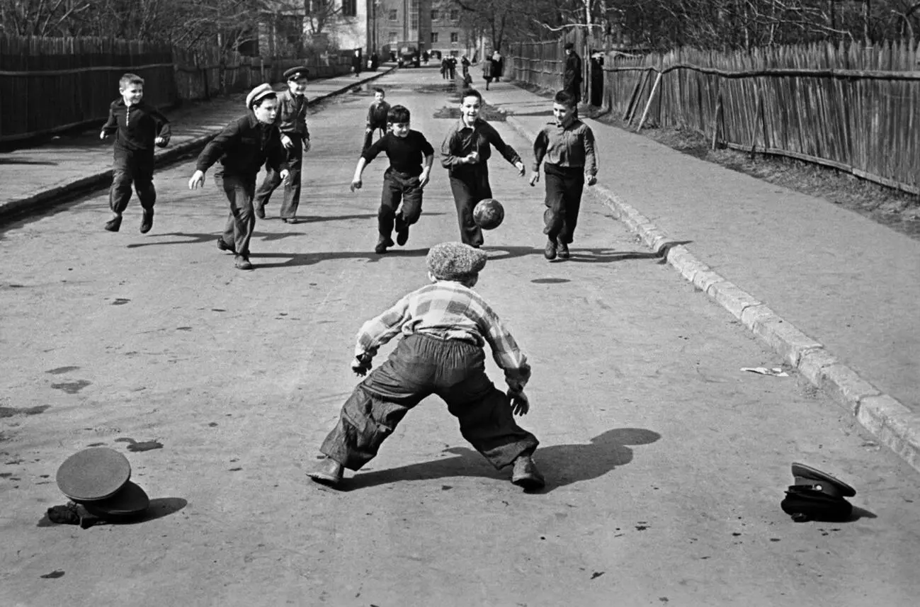 Фото 29 Весна в Москве 1959 Фотограф Валерий Кругликов Конечно самая - фото 29