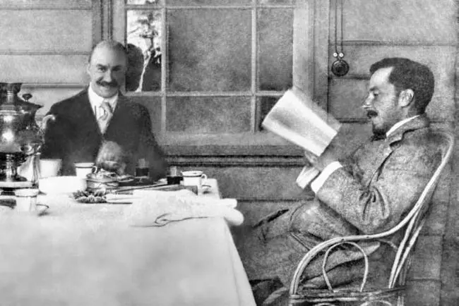 Константин Некрасов и Павел Муратов 1913 г На обороте фотографии надпись - фото 13