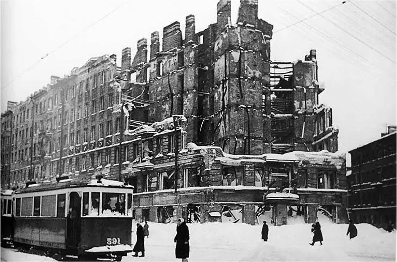 Ленинград в годы блокады 1941 г Бойцы инженерных частей в Ленинграде - фото 34