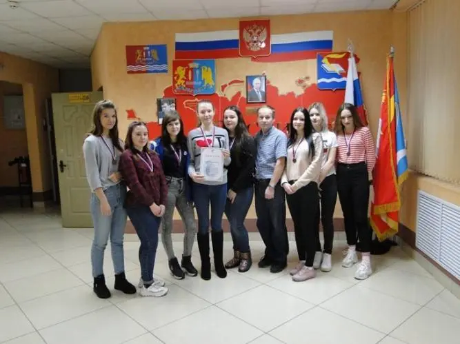 Так пролетел ещё один месяц По приколу на Новый Год мы подарили тренеру - фото 36