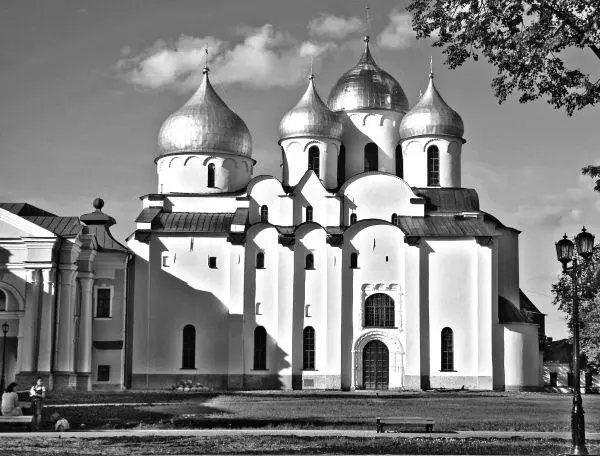 Собор Святой Софии в Великом Новгороде Деревянная церковь в Кижах - фото 6