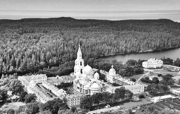 Кафедральный собор на острове Валаам Мечеть КулШариф в Казани Мечеть - фото 11