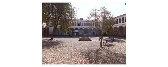 71 Монастырь и приют рядом с кладбищем Альмудена 72 Уличная торговка у - фото 76