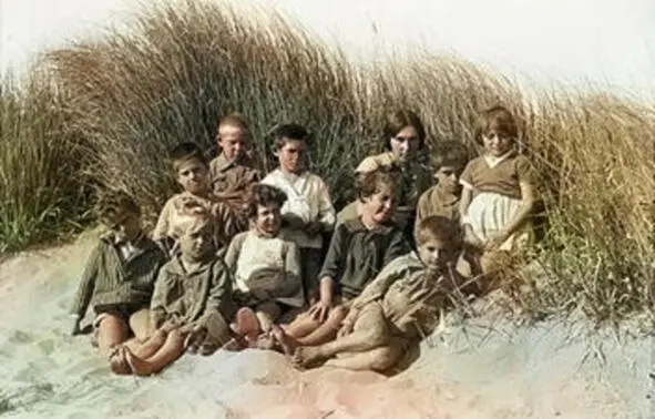 Дети на природе КфарВиткин 1933 год Нелли Портнова Источник - фото 17