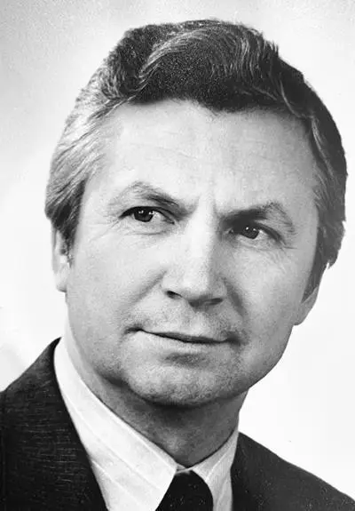 Андрей Васильевич Фатула родился 25 ноября 1946 года в селе Волковое в - фото 2