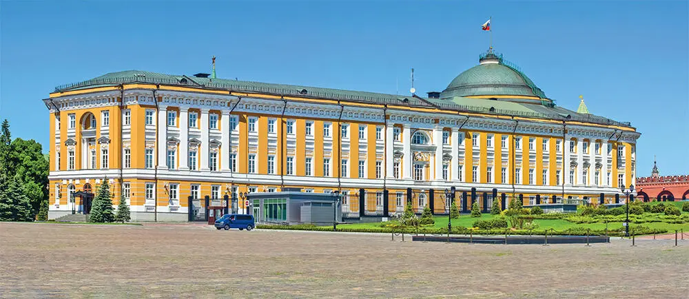 Сенатский дворец Заколдованная Нет рассмеялся папа Это отлитая из - фото 15