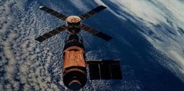 Перенесемся в 1973 год в май месяц 14 число В этот день двухступенчатый - фото 20