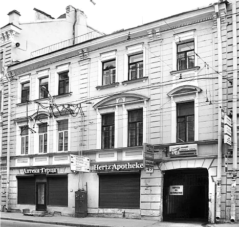 Улица Комсомола д 49 Следующий на нашем пути доходный трехэтажный дом - фото 21