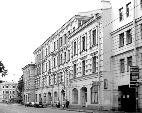 Улица Комсомола д 14 Улица Комсомола д 14 Внутренняя лестница Улица - фото 33