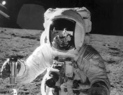 Всё что могу сказать Faked astronauts on a faked moon Вы отчасти правы - фото 65